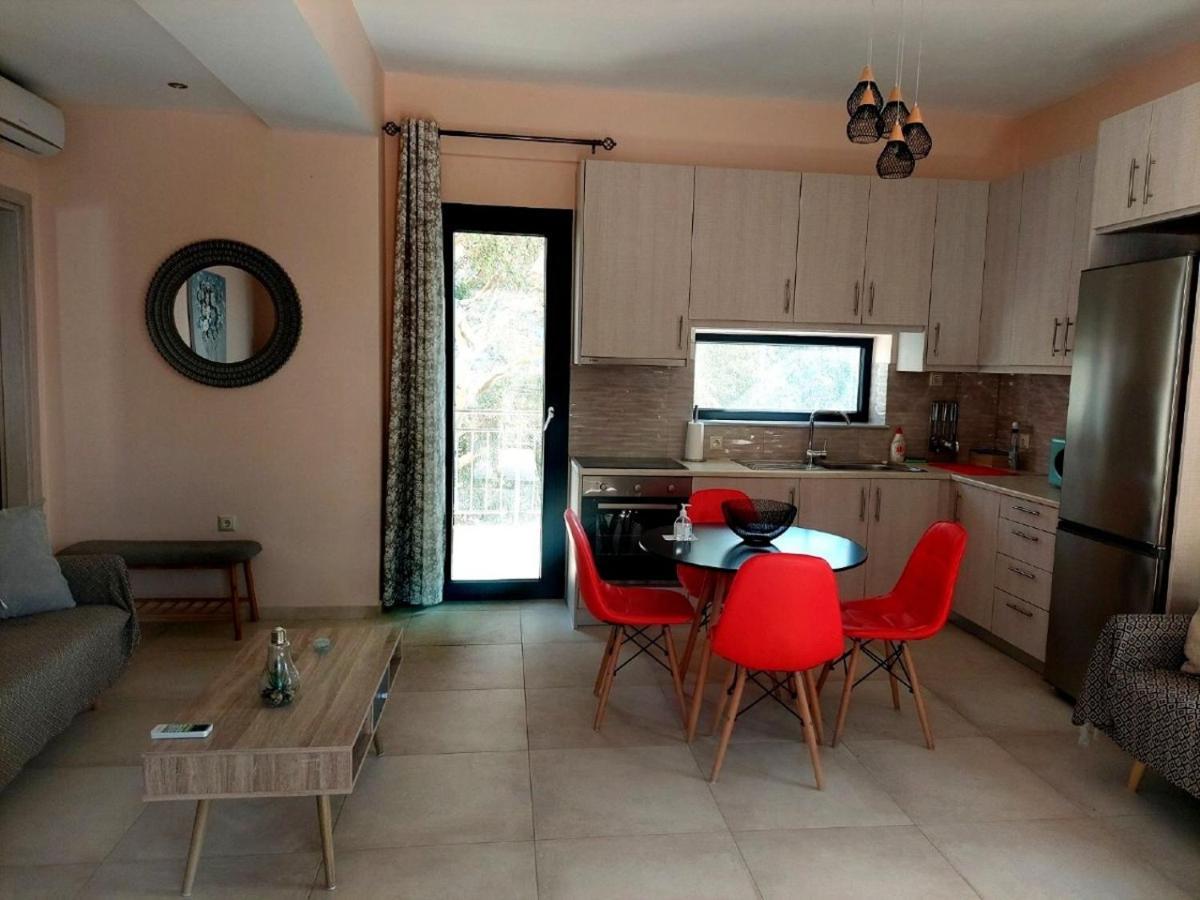 Capostango Apartments - Stunning Views Of Libyan Sea Ano Rodhakinon Exterior photo